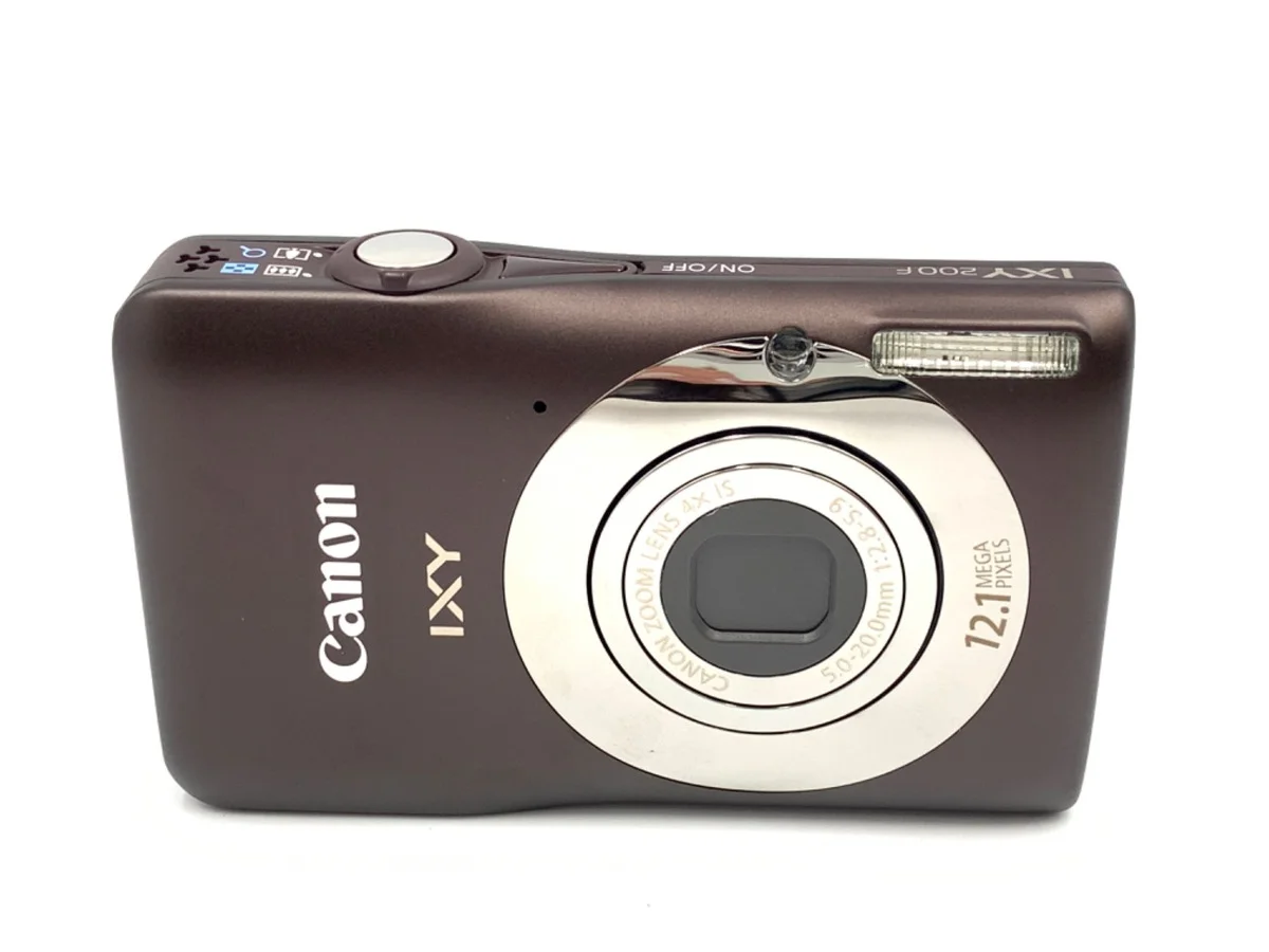 Canon IXY 200F