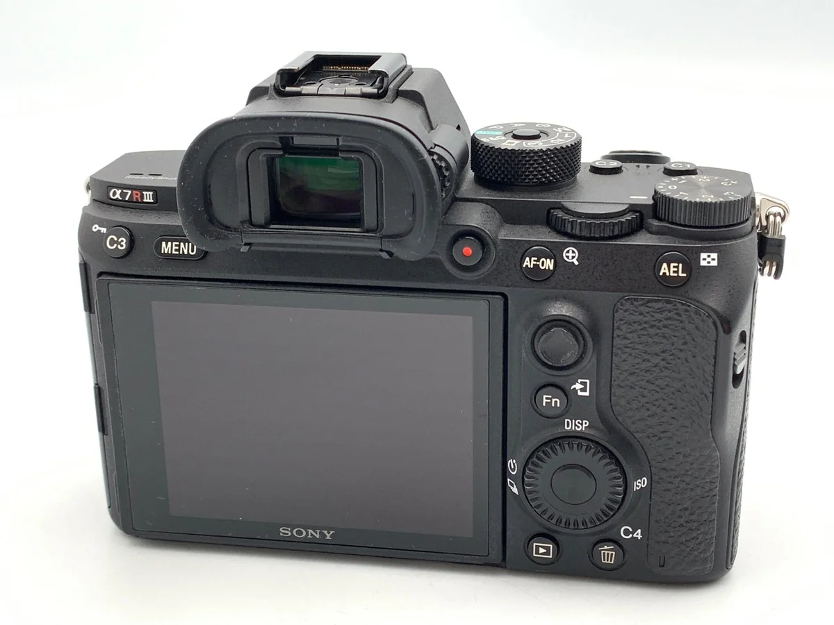 Sony α7R III [ILCE-7RM3