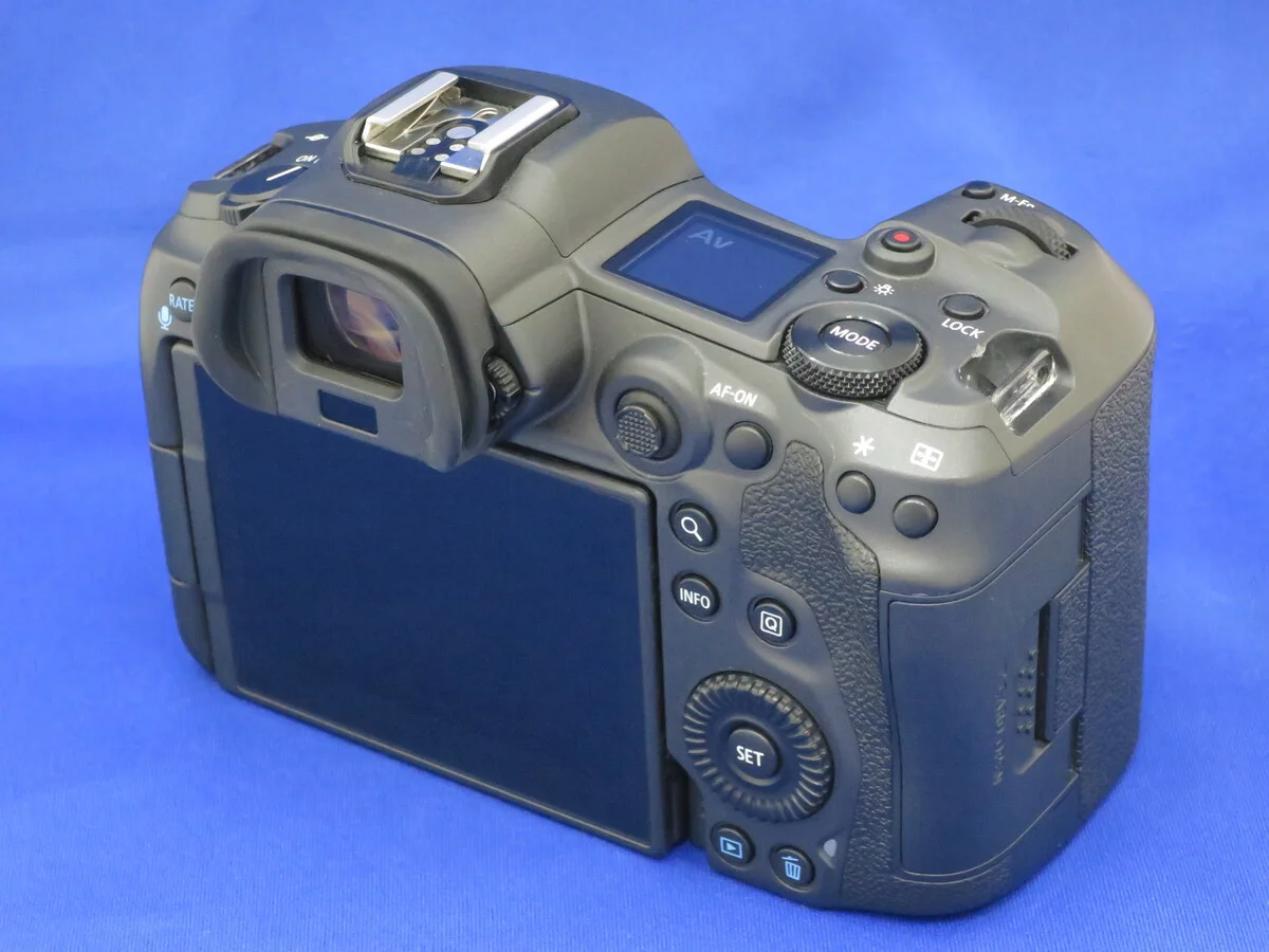 Canon EOS R5