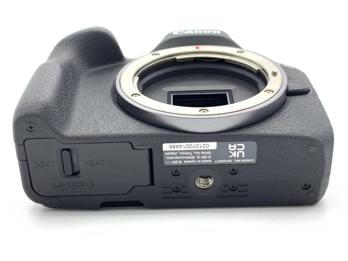 Canon EOS R50