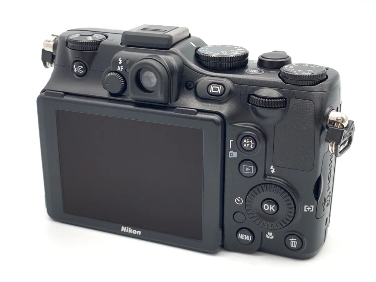Nikon COOLPIX P7100