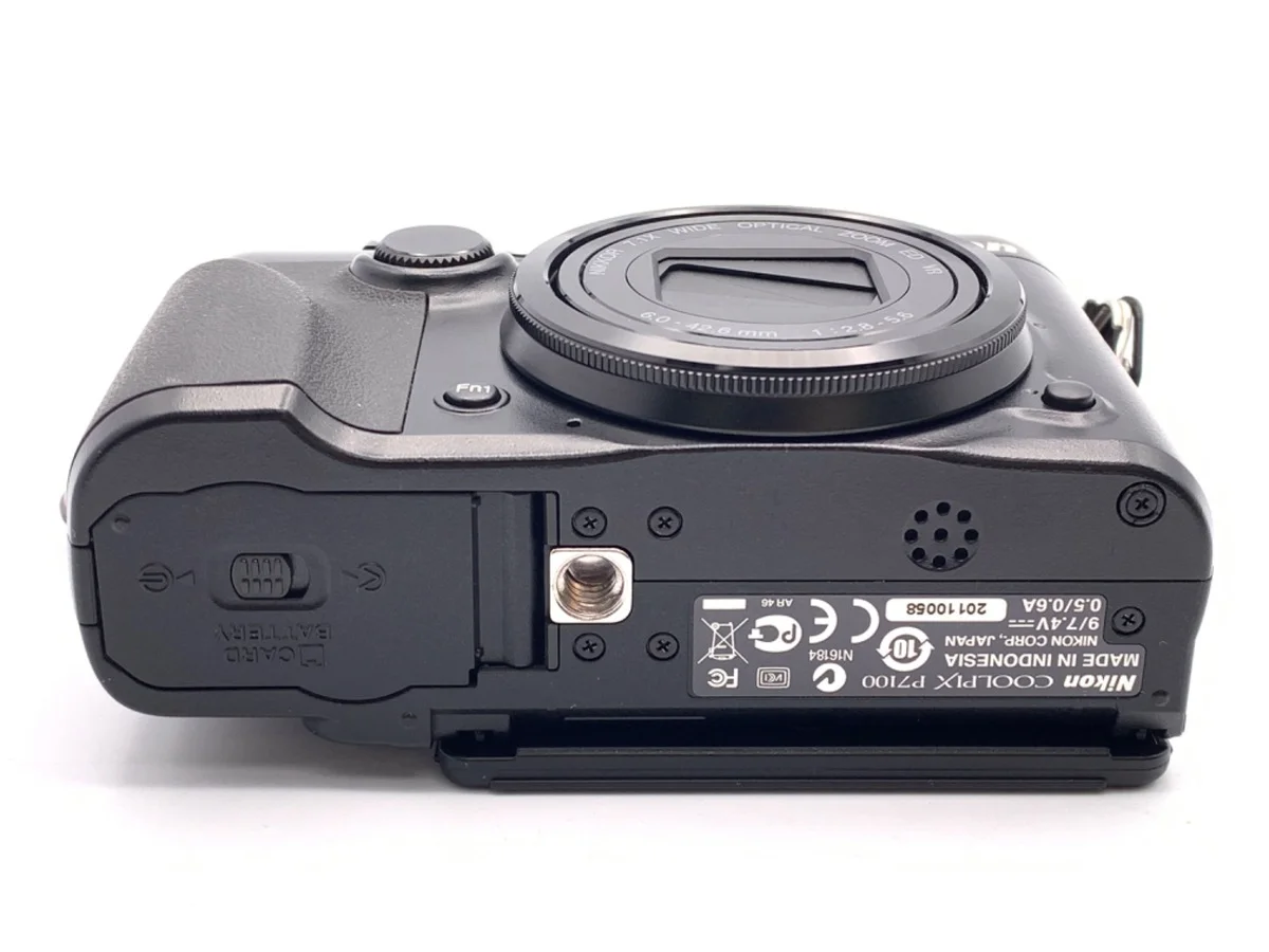 Nikon COOLPIX P7100