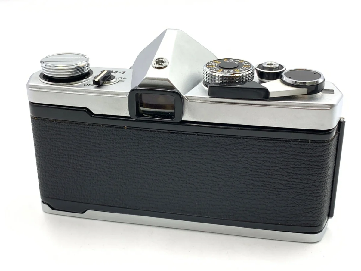 Olympus OM-1