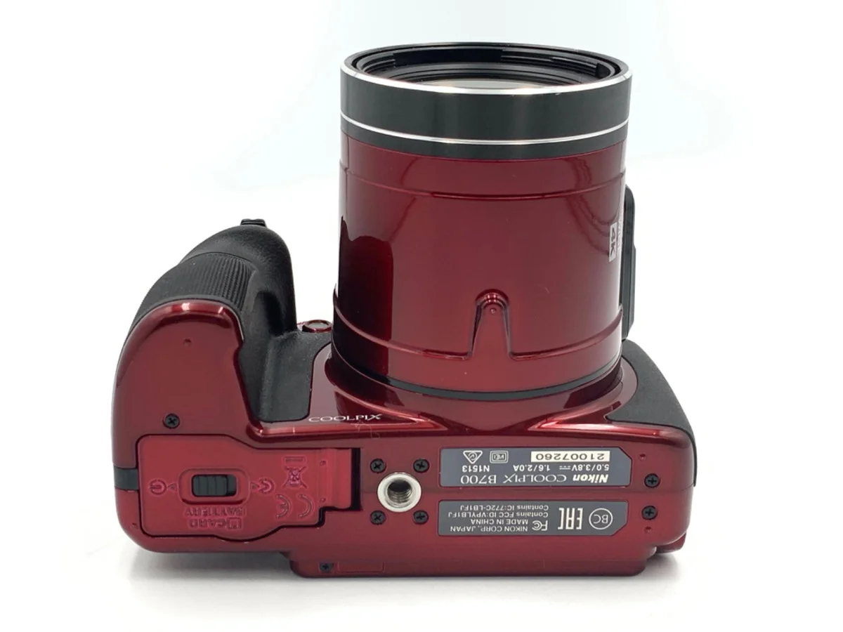 Nikon COOLPIX B700