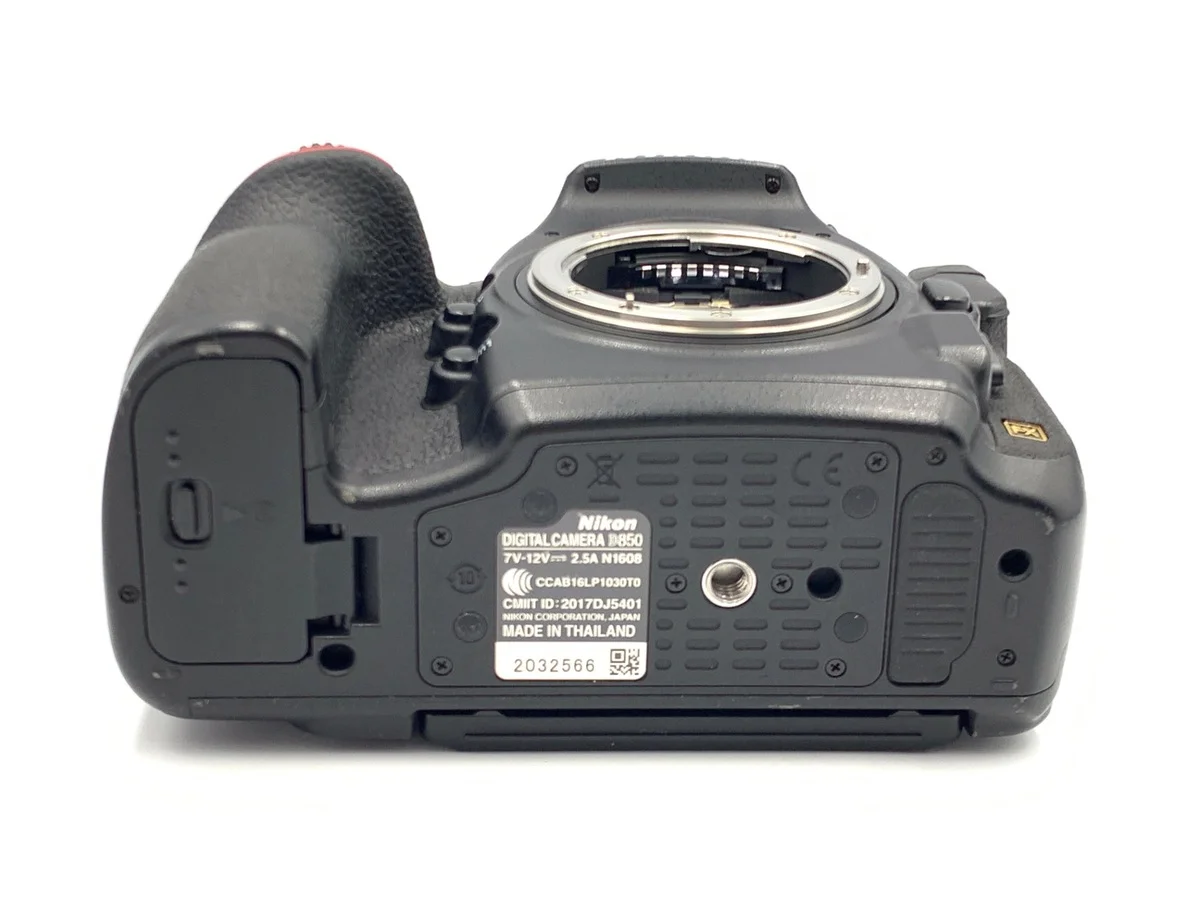 Nikon D850
