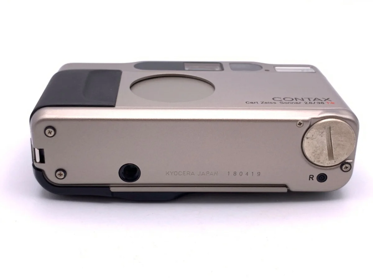 Contax T2