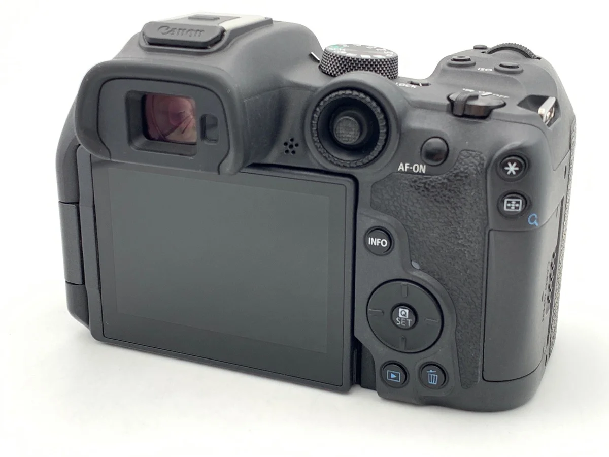 Canon EOS R7