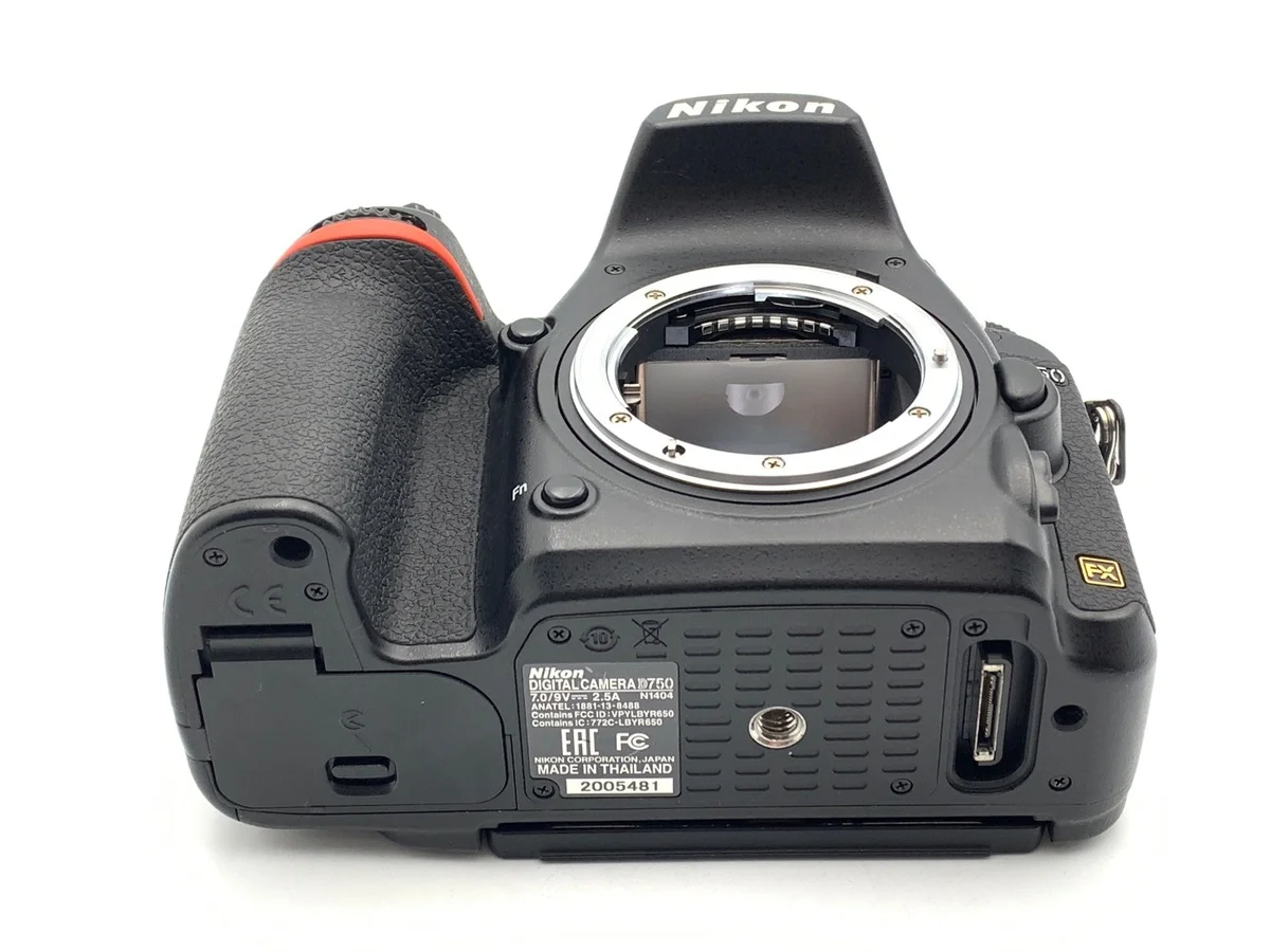 Nikon D750