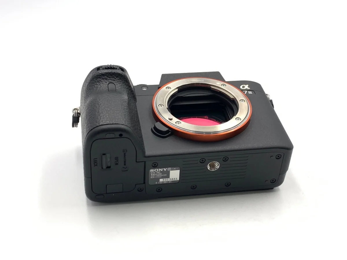 Sony α7III [ILCE-7M3