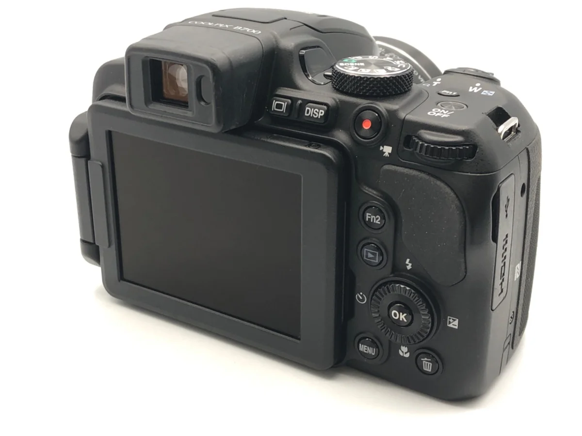 Nikon COOLPIX B700