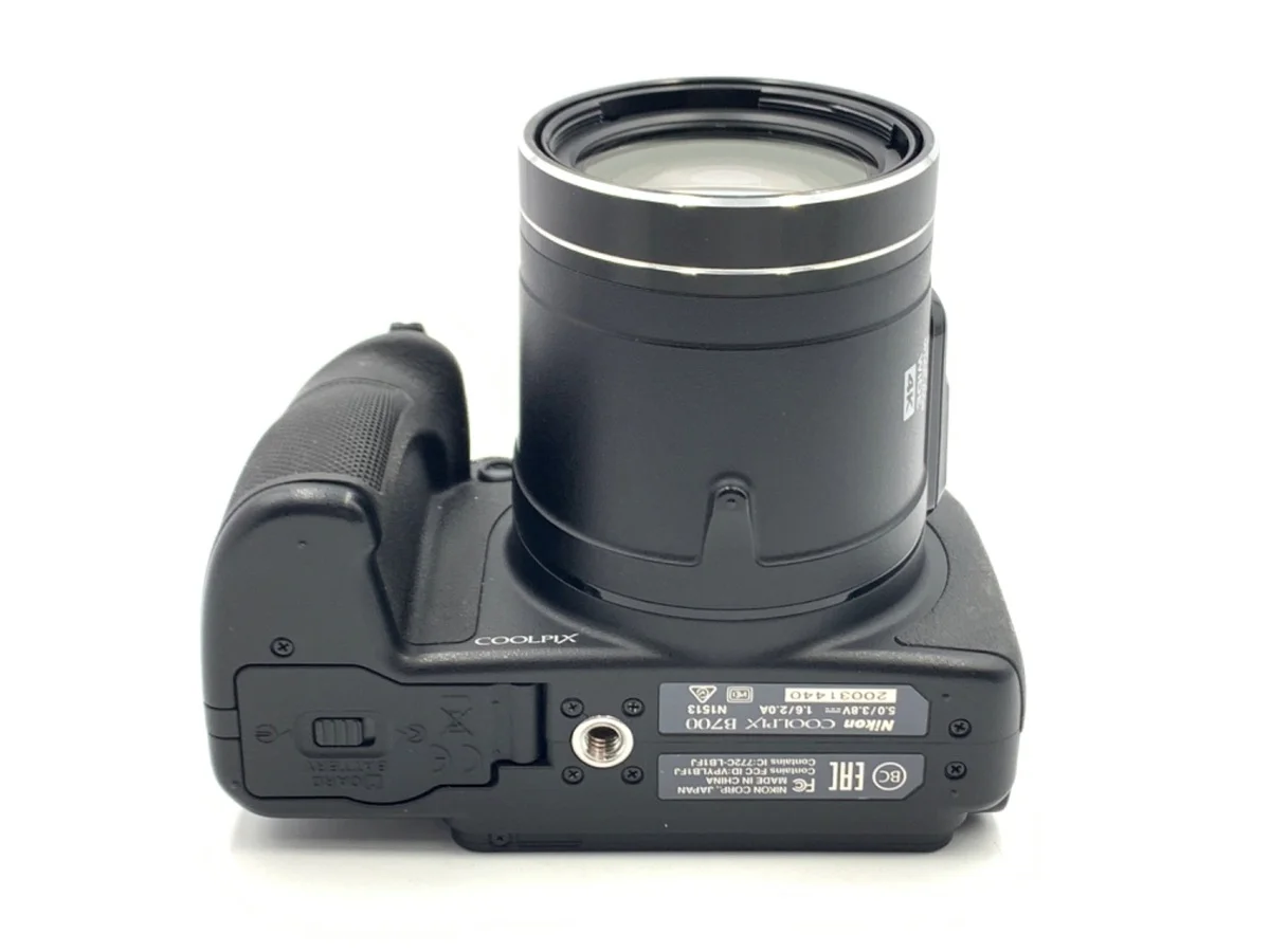 Nikon COOLPIX B700