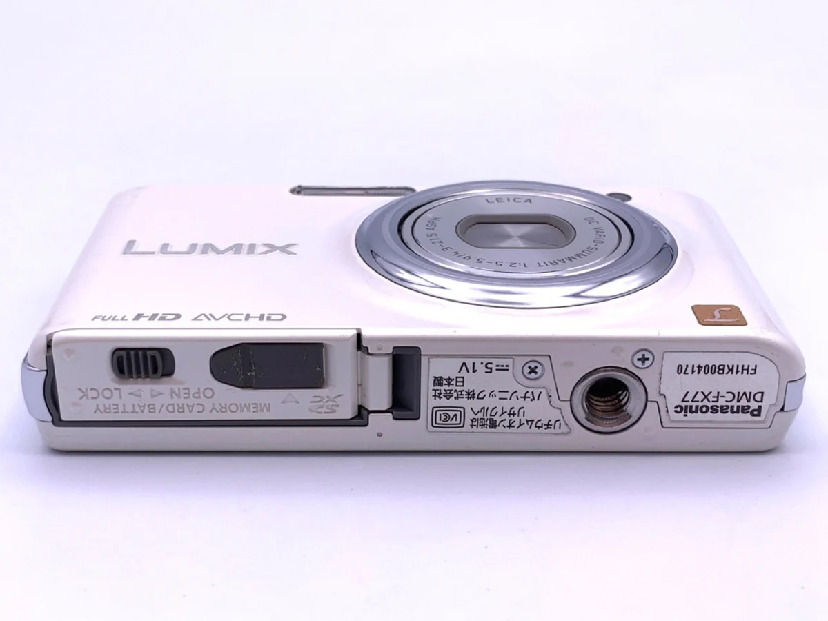 Panasonic LUMIX DMC-FX77