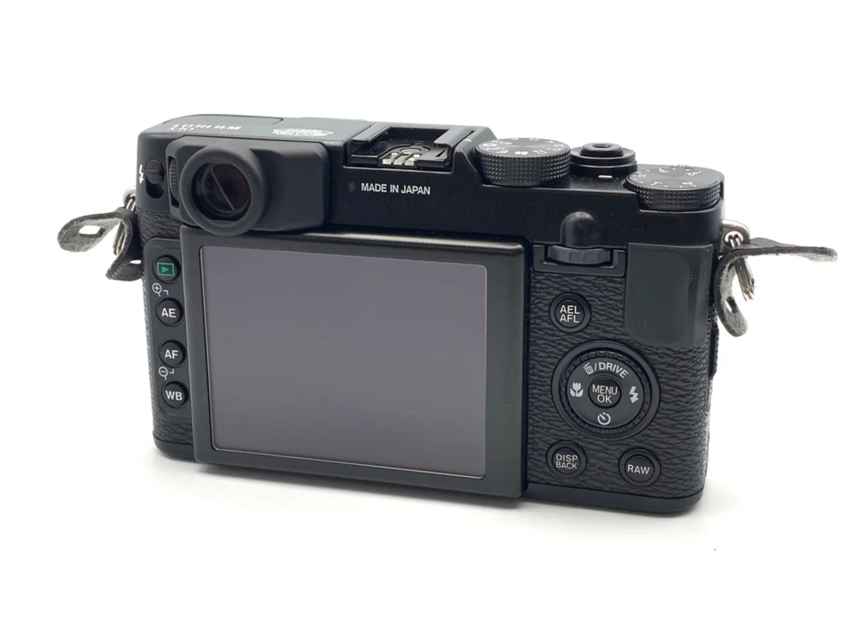 Fujifilm X10