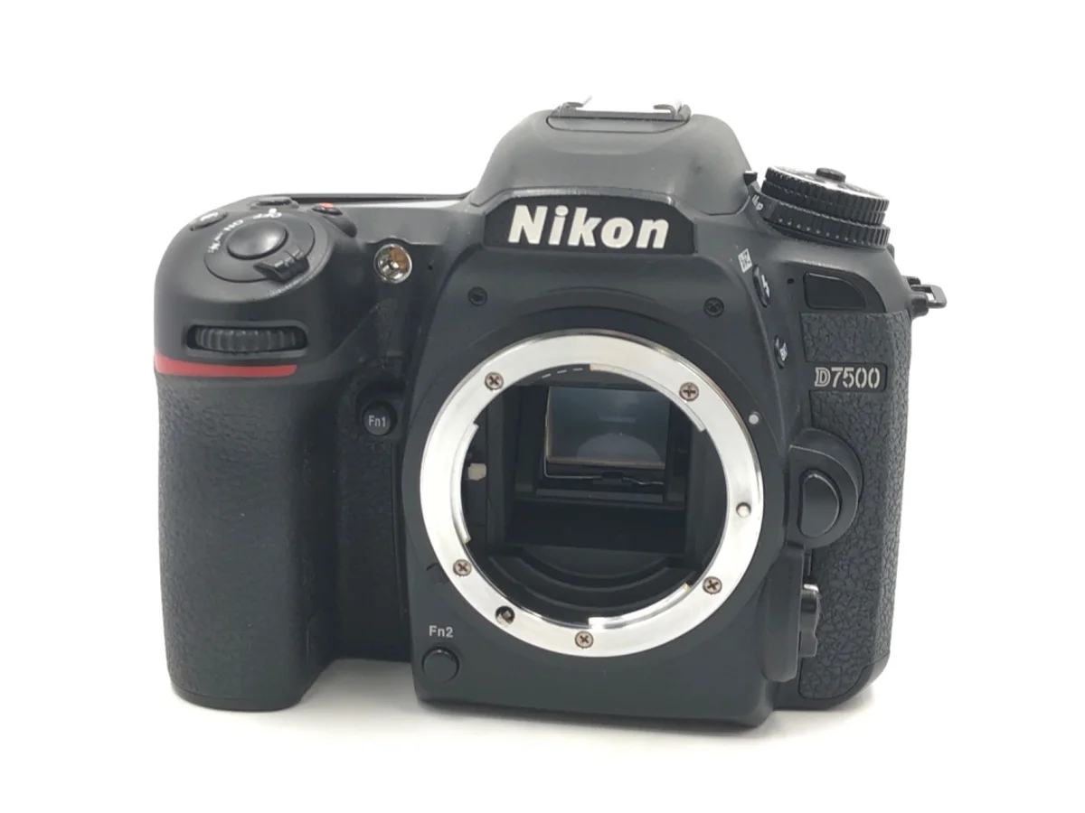 Nikon D7500